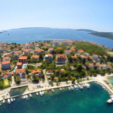 Apartments Stina Seget Vranjica Zewnętrze zdjęcie