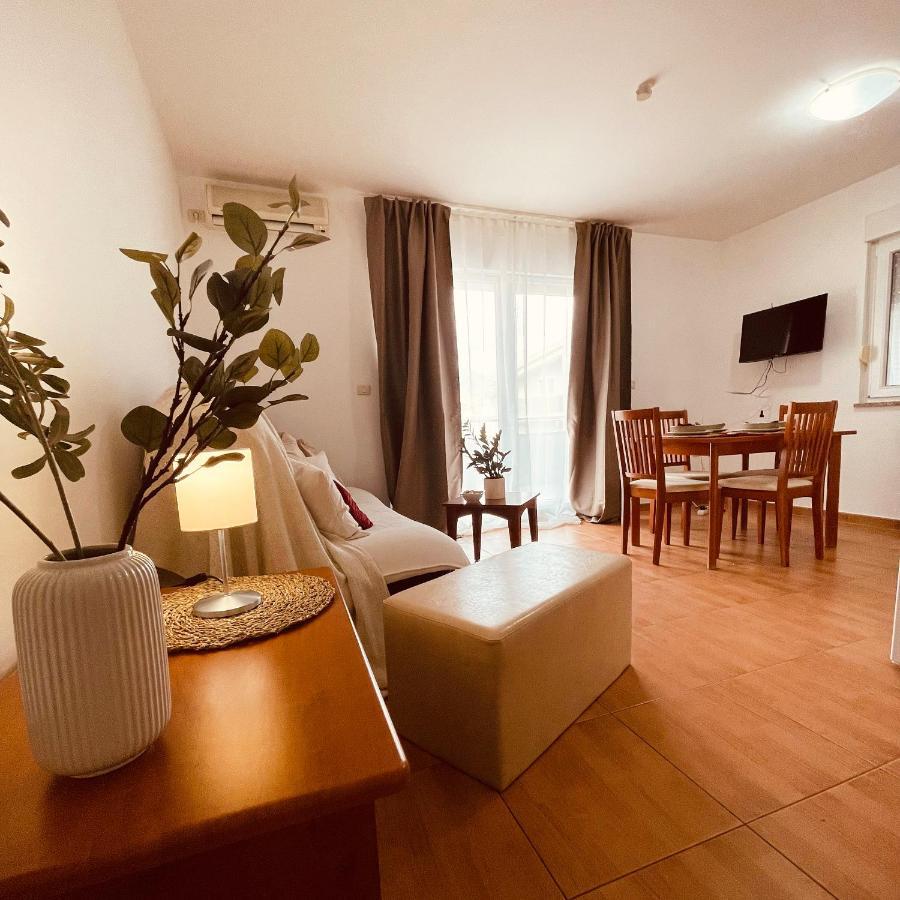 Apartments Stina Seget Vranjica Zewnętrze zdjęcie