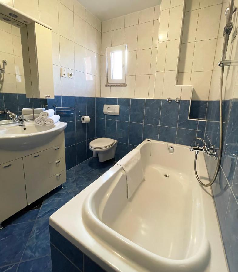 Apartments Stina Seget Vranjica Zewnętrze zdjęcie