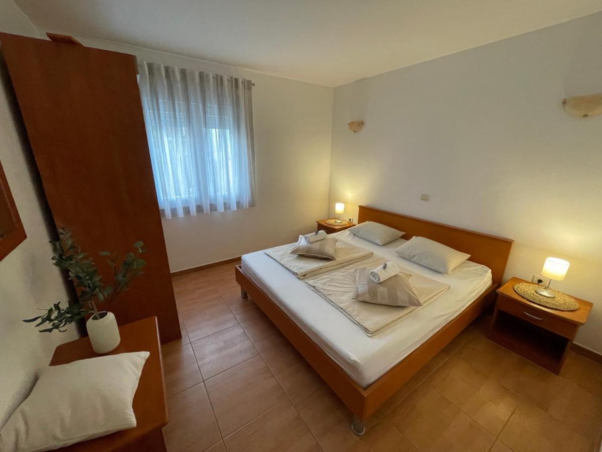 Apartments Stina Seget Vranjica Zewnętrze zdjęcie